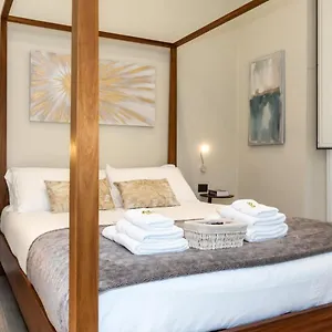 Guest house 44 -