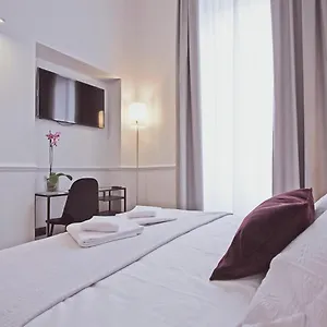2* Konukevi Gemini Navona